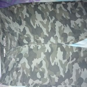 Old Navy camo jeggings